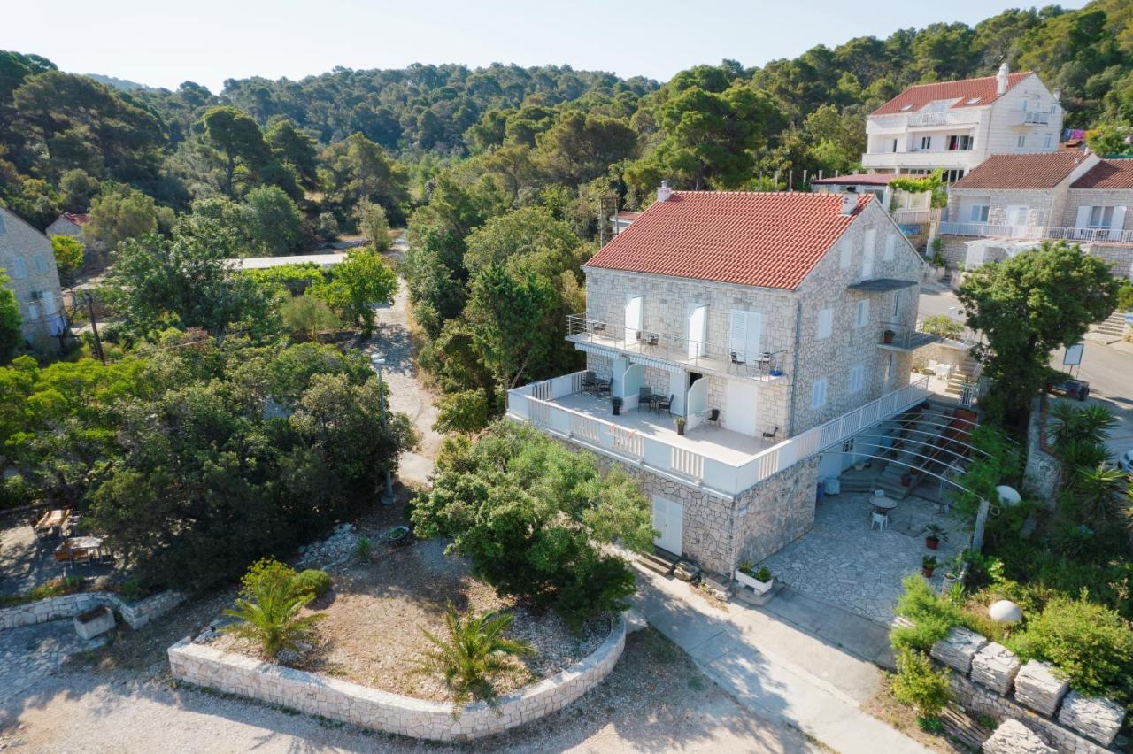 Guesthouse Sanela Помена Екстериор снимка