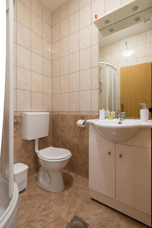 Guesthouse Sanela Помена Екстериор снимка