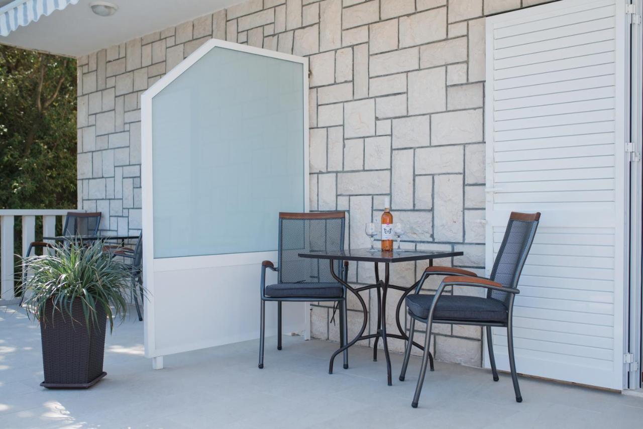 Guesthouse Sanela Помена Екстериор снимка