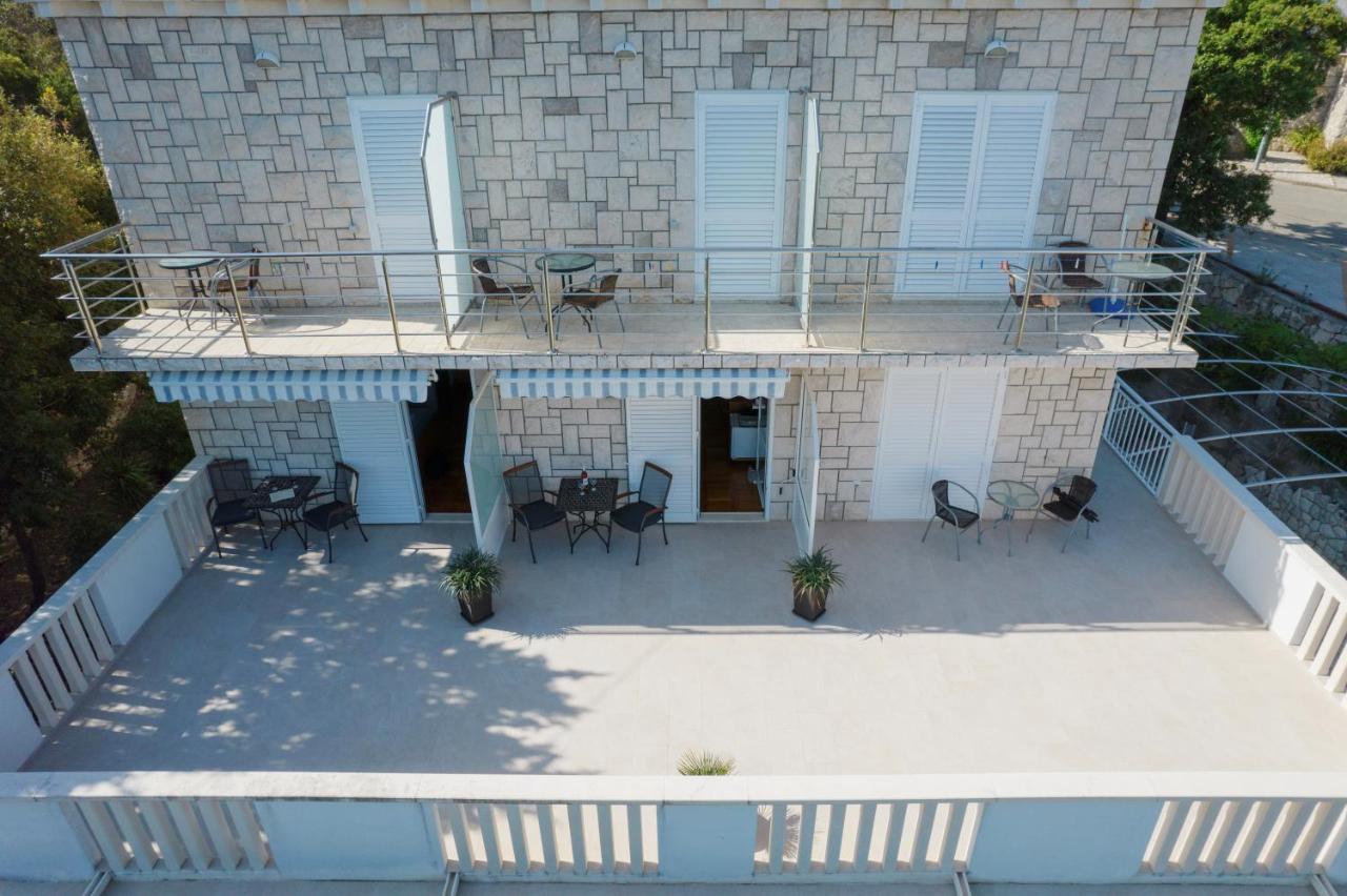 Guesthouse Sanela Помена Екстериор снимка