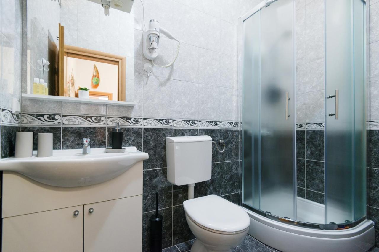 Guesthouse Sanela Помена Екстериор снимка